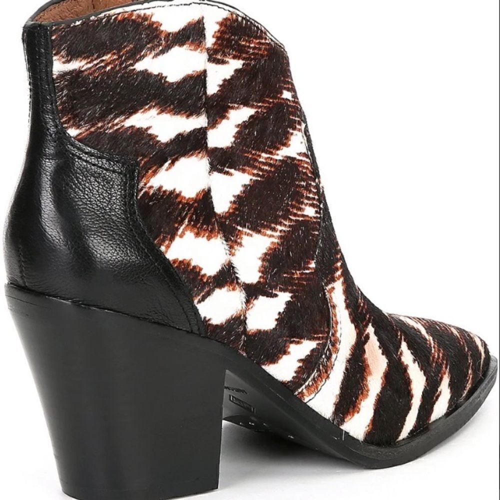 Western Booties   - Picture 3 of 7